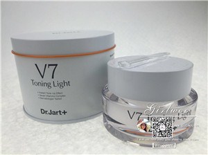 韩国美白控油面霜一手货源 韩国美白控油面霜口碑前列 妮佳供